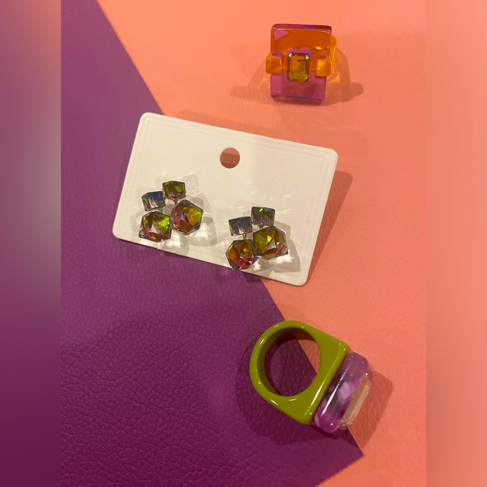 Colorful Accessory Set - Picture 1 of 1